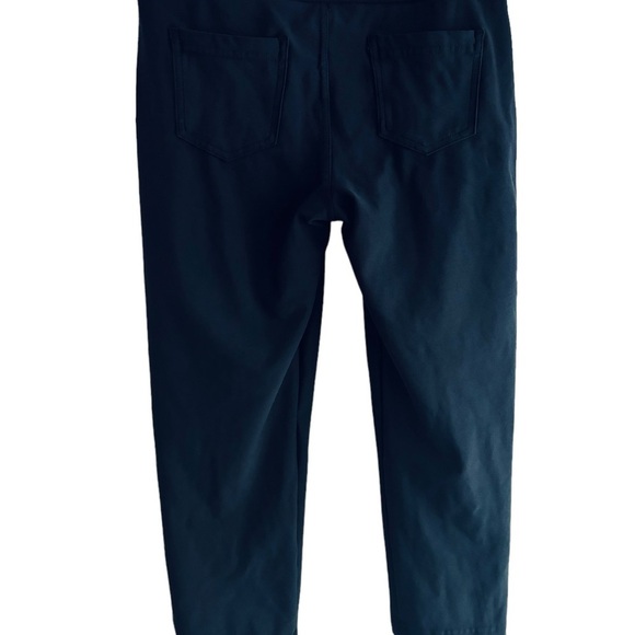 ▪️Reebok Easytone Capri Black S/M Sport Legging LIKE NEW▪️ - Picture 6 of 8